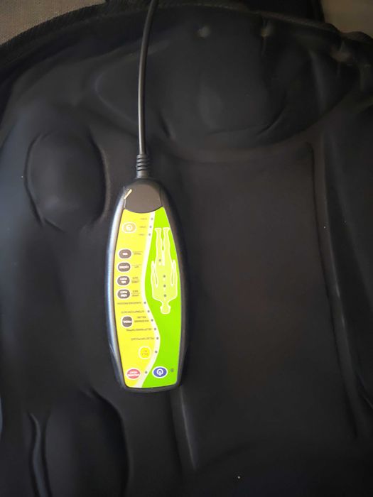 Mata masująca do pleców po same uda.