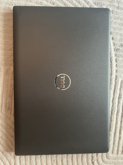 Dell Latitude 3530 jak nowy na gwarancji