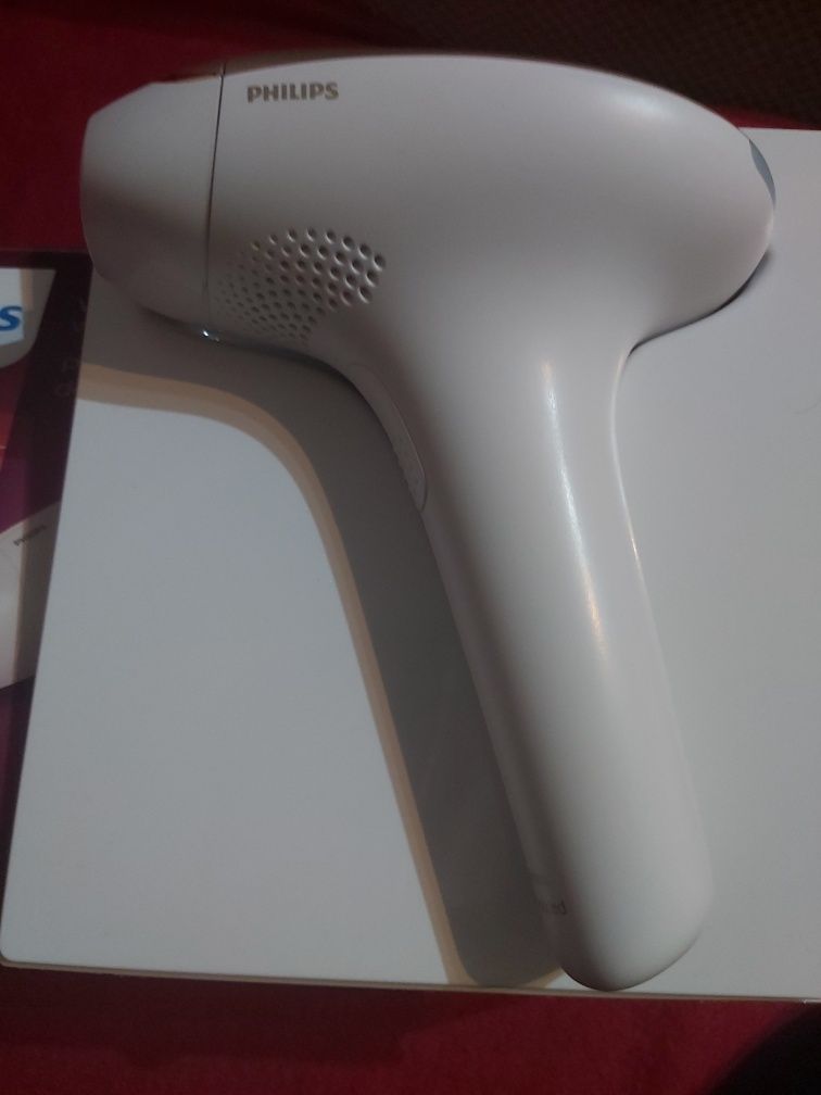 Depilator Philips Lumea SC1997

Advanced