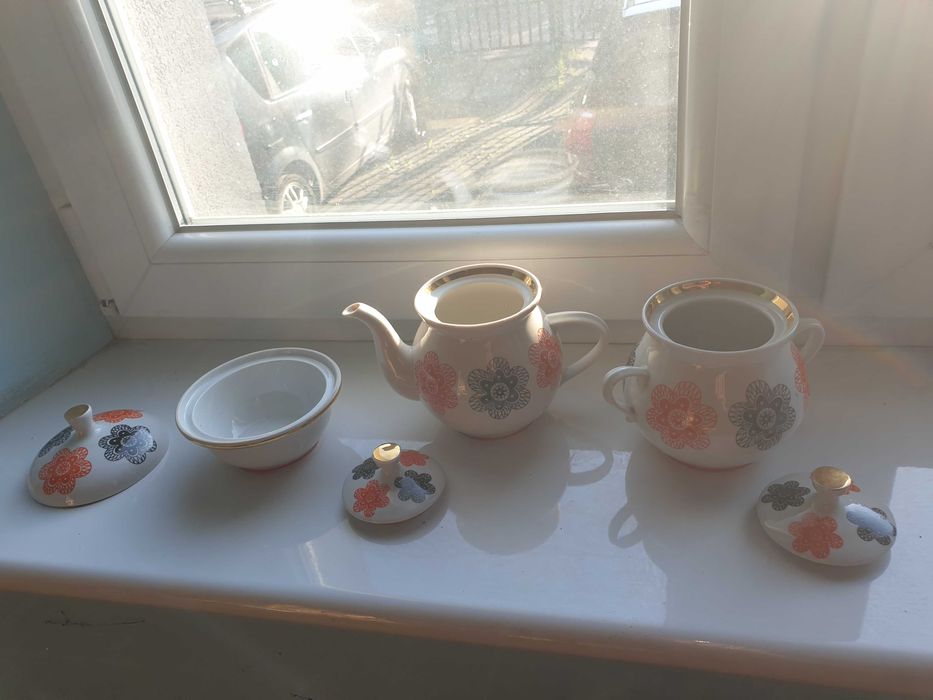 dzbanek do parzenia herbaty, cukiernica, maselniczka, porcelana