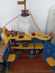 Barco pirata grande