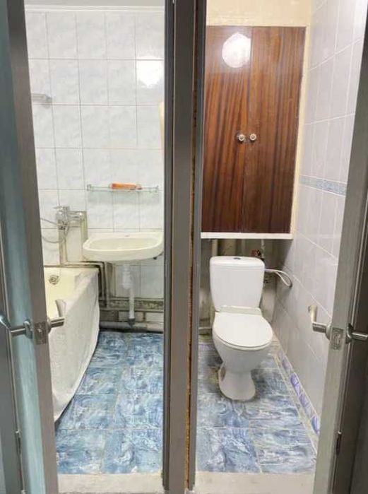 Продам 2 комн кв Капитальный ремонт метро Индустриальная пешком OA