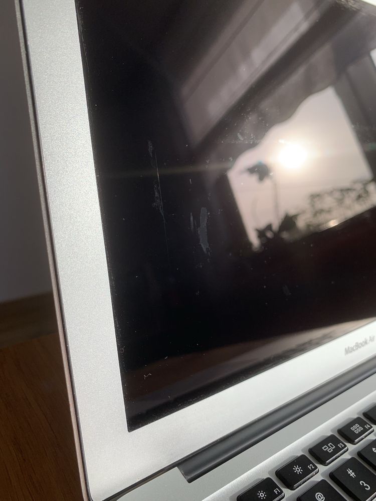 Macbook air 13 mid 2011 i7