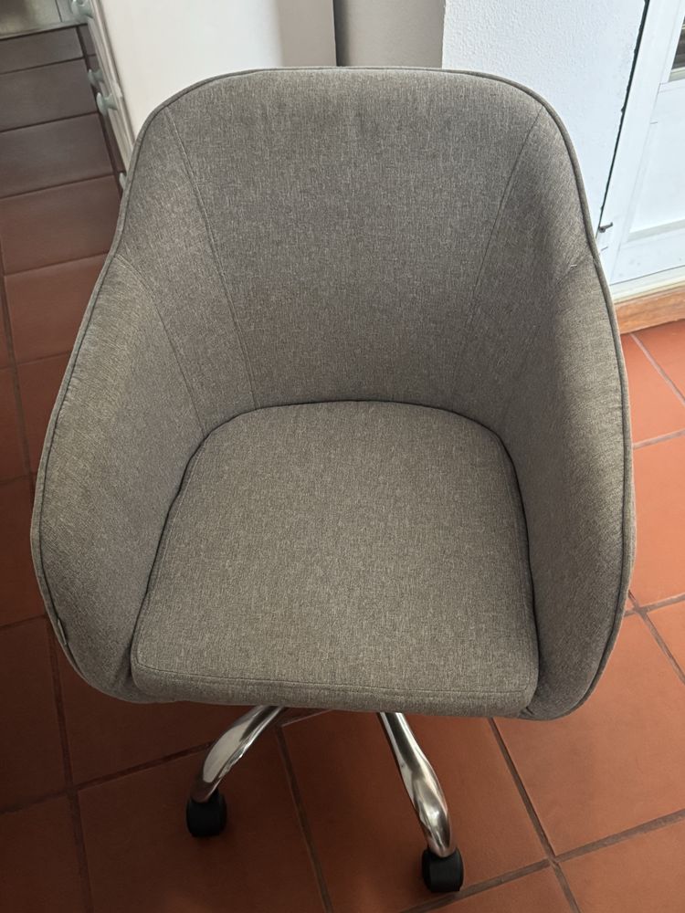 Cadeira de escritorio