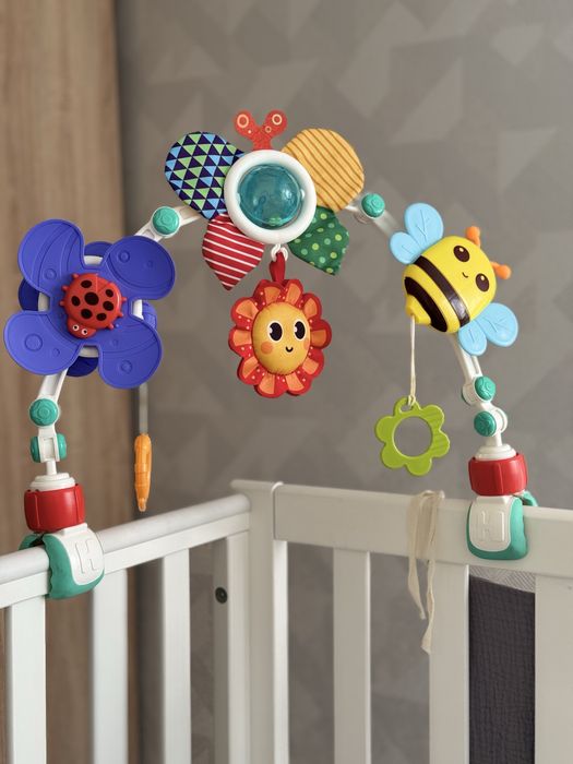 Дуга мобіль на ліжко та/або візочок