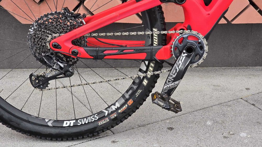 BOLD Le Linkin Trail Classic Mountain Bike (MTB)