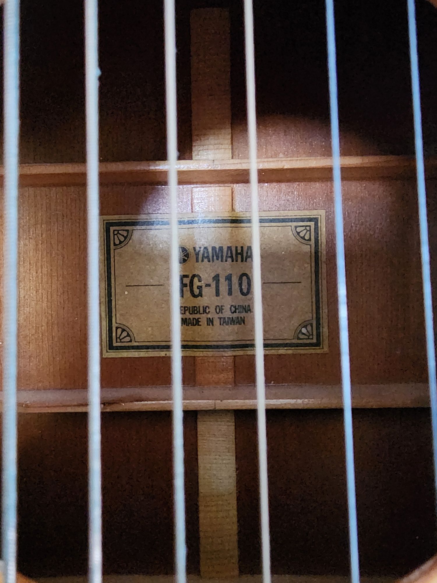 Гітара Yamaha FG 110