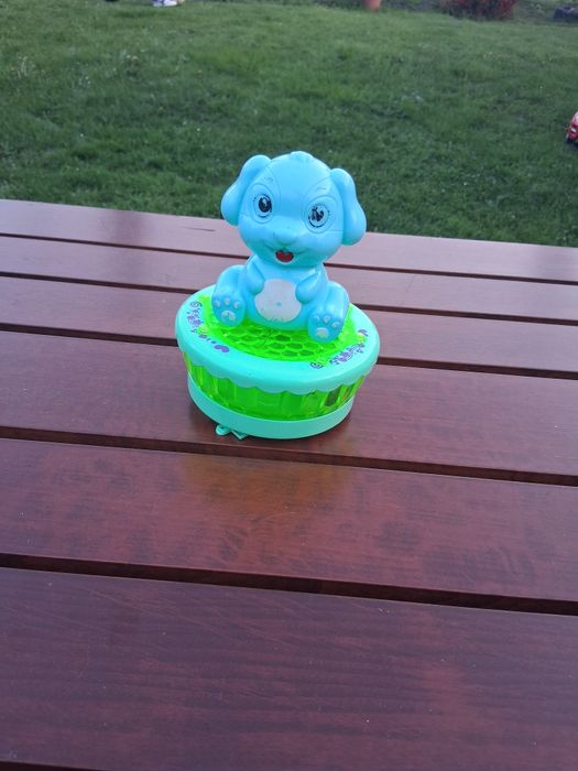 Obrotowy projektor z kreskówek Elektryczne zwierzątko z muzyką