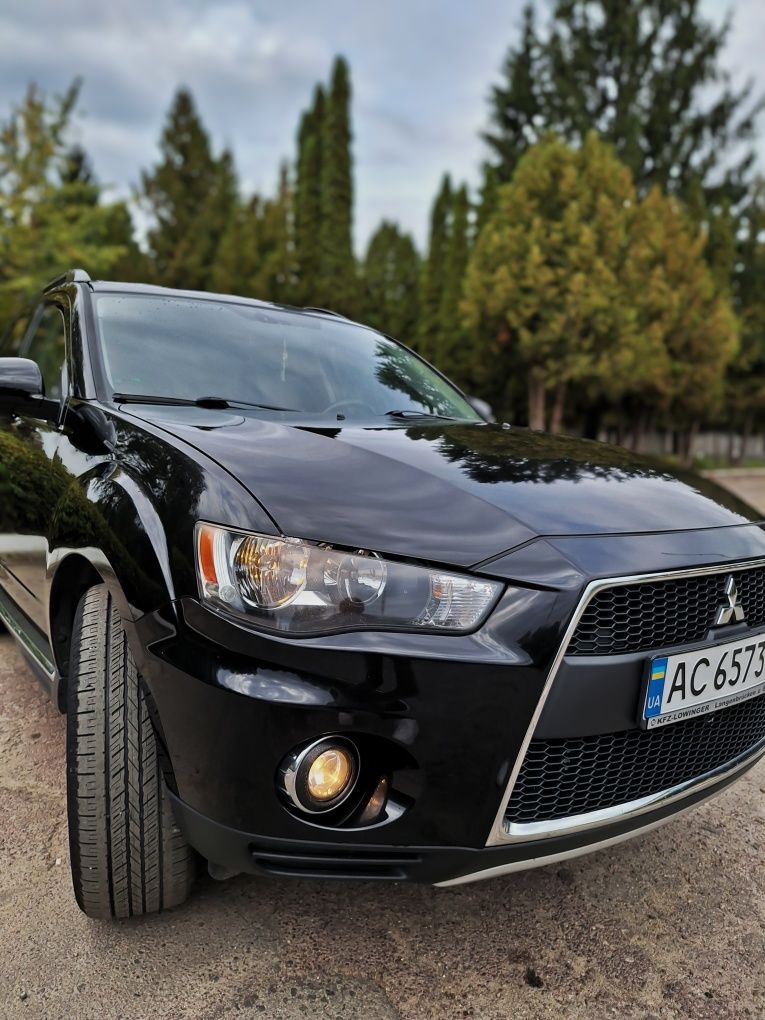 Продаж Mitsubishi Outlander