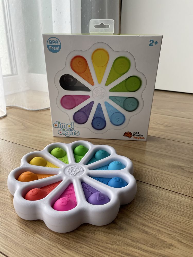 Fat Brain Toys Dimpl digits, pop