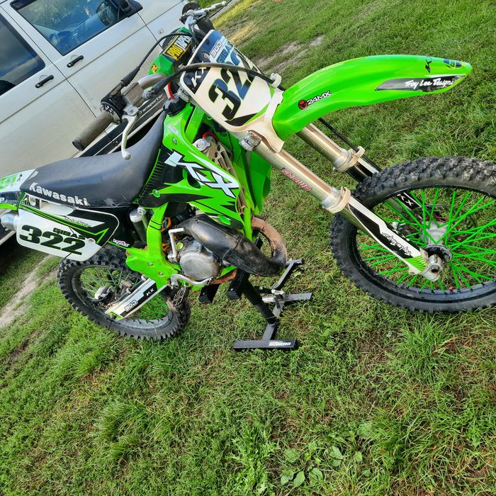 Kawasaki kx 125.