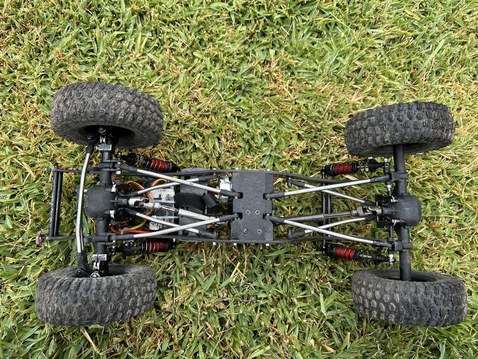 RC crawler 1/10 completo