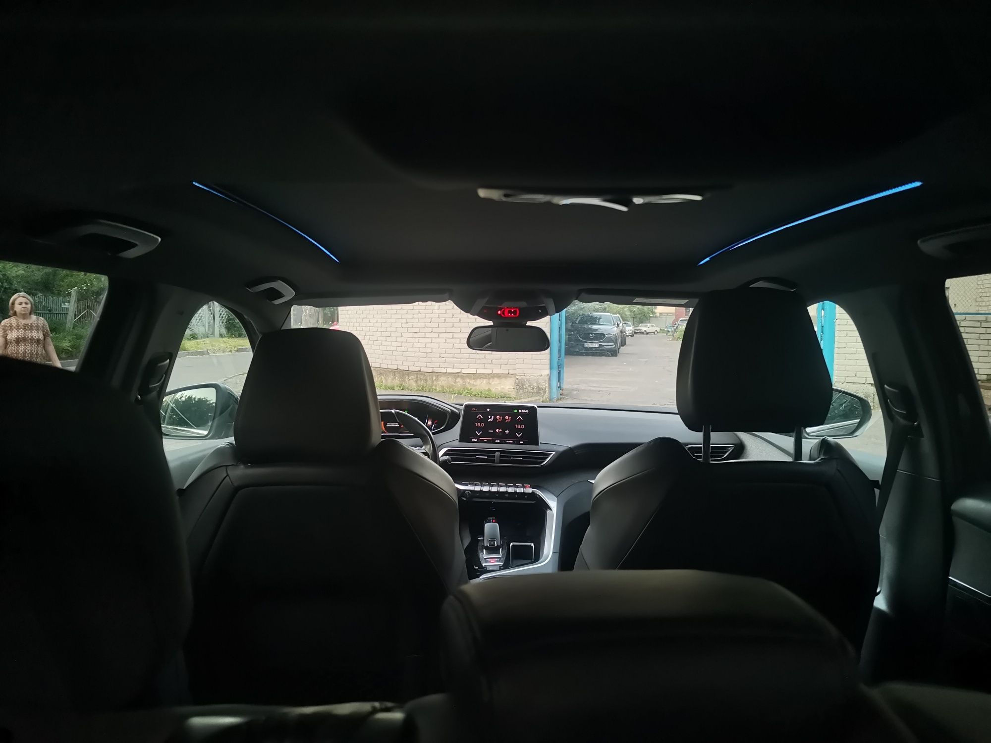 Пежо-3008 1.6 GT 2018
