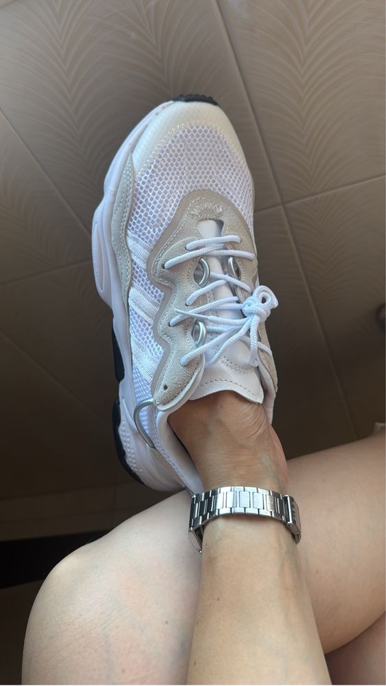 Tenis adidas ozweego adiprene beges