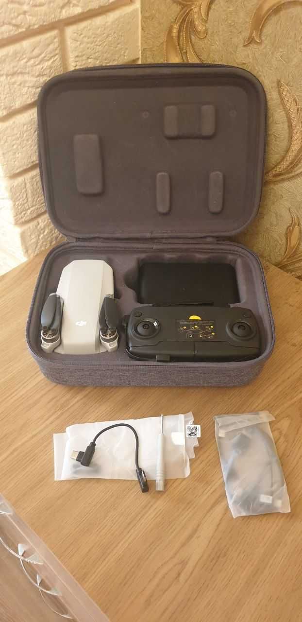 Квадрокоптер DJI Mavic Mini