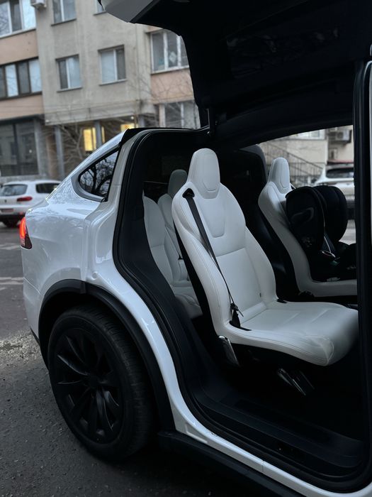 Tesla model x 100D