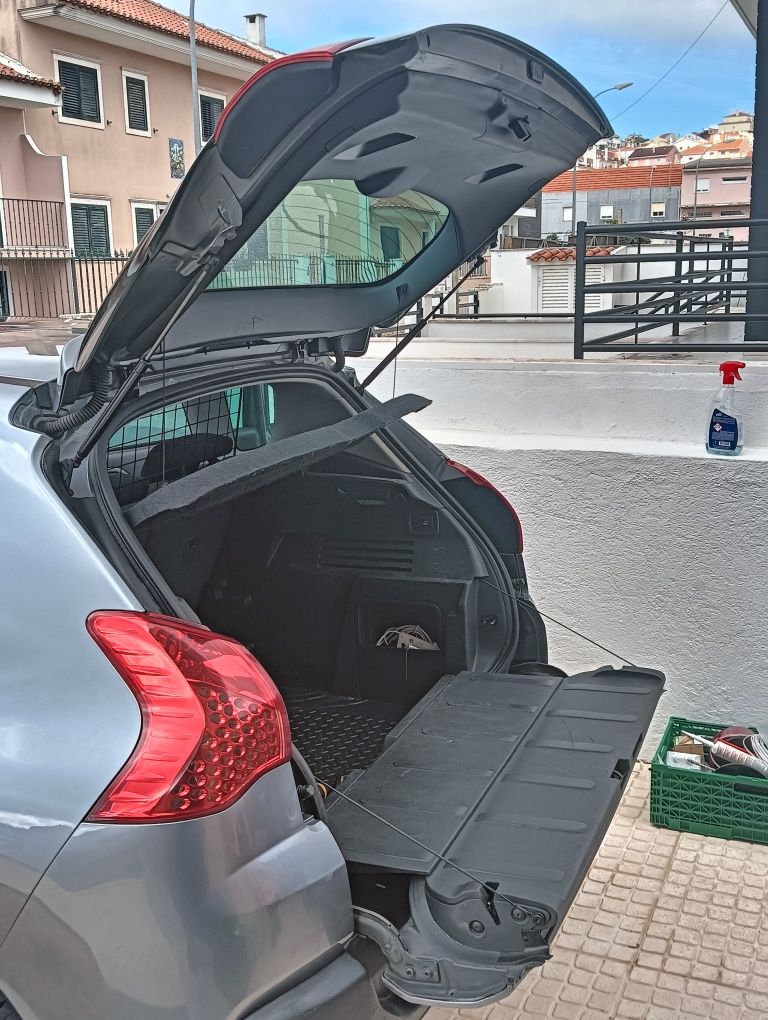 3008 1.6HDi Sport