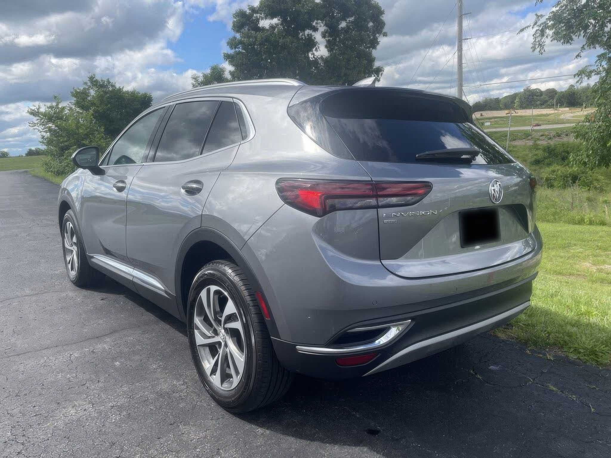 Buick	ENVISION		2022