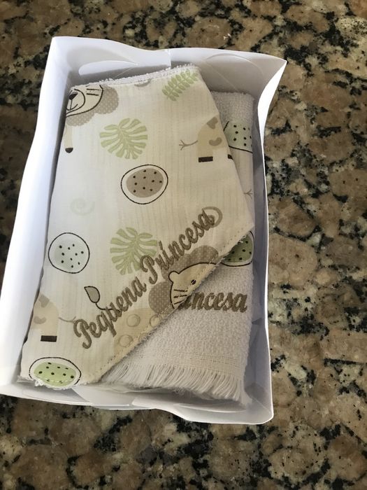 Babete e pano, para menina ou menino