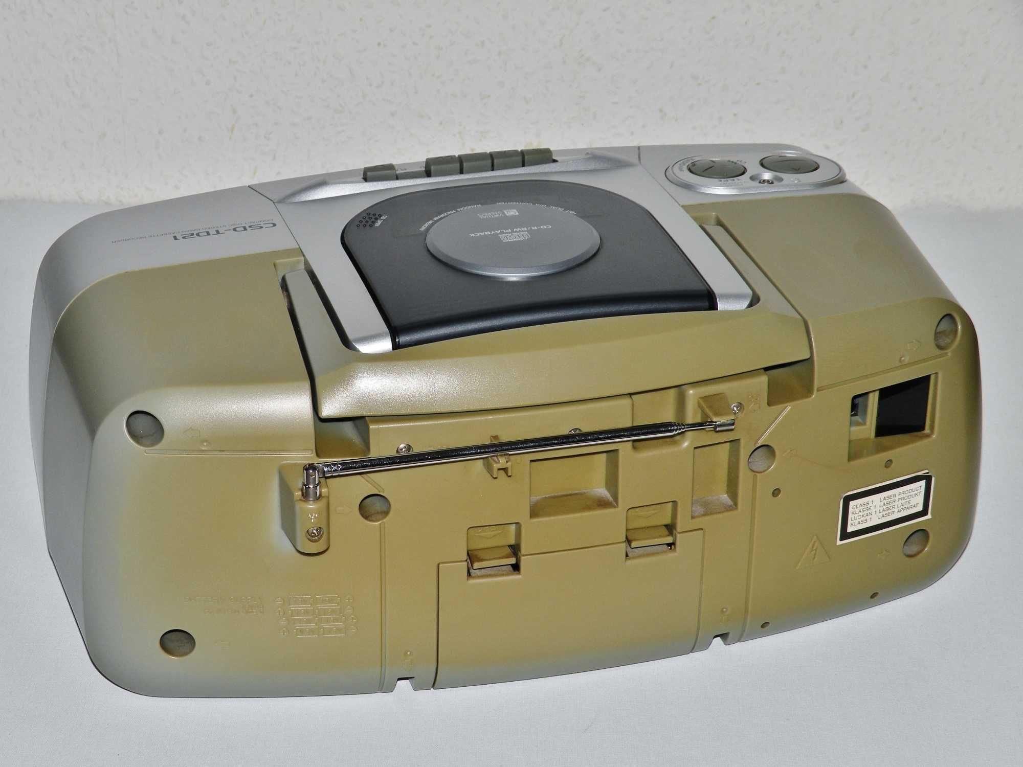 Radio-CD-magnetofon AIWA CSD-TD21EZ do naprawy - konserwacji
