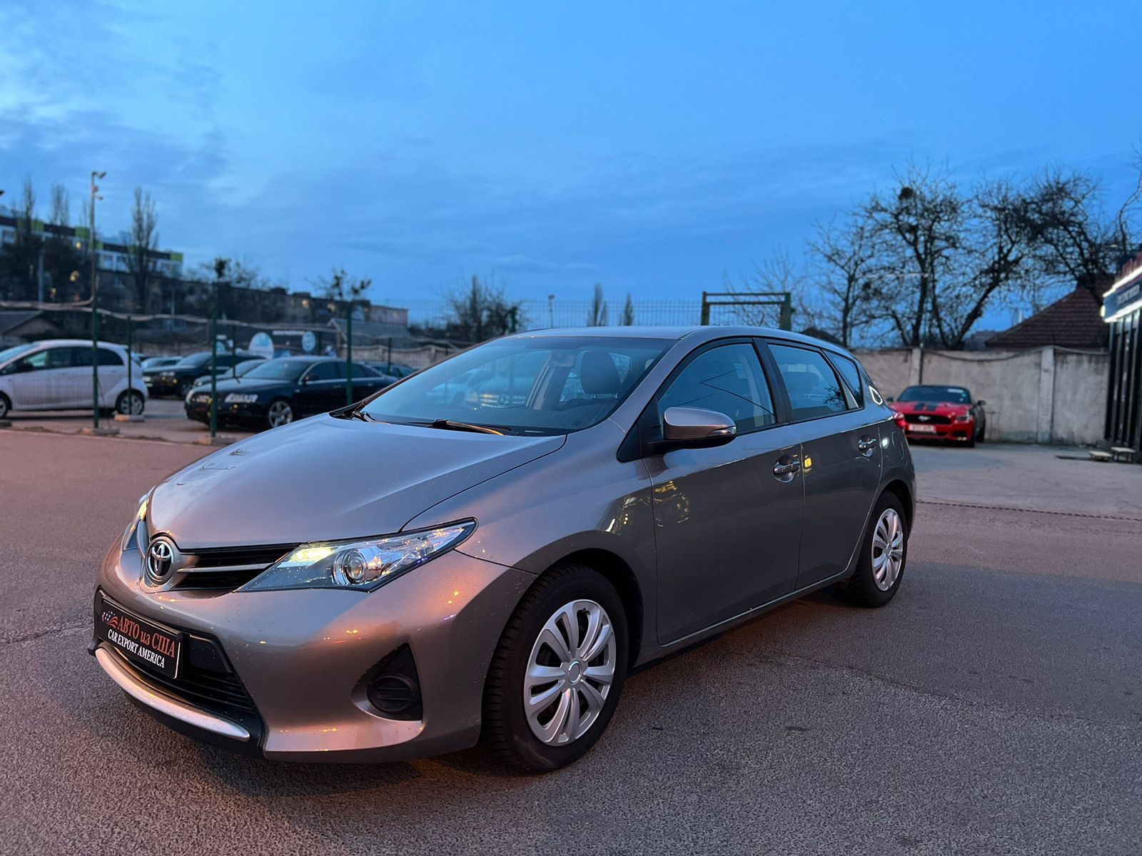 Toyota auris 2014 Лізинг кредит рассрочка в Полтаве авто из США Герман