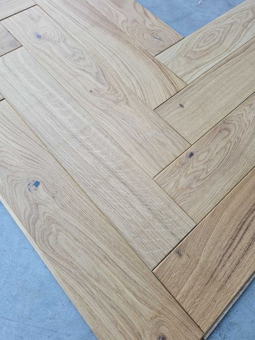 Jodełka klasyczna dębowa 11x100x500 (13 m2), 4faza, lakier