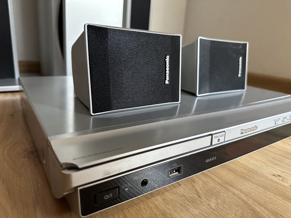 Kino domowe Panasonic cały zestaw kolumn