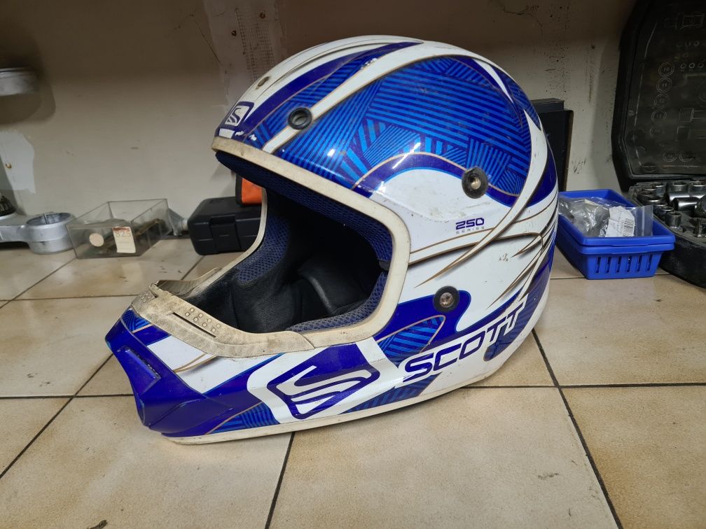 Kask cross rower narty