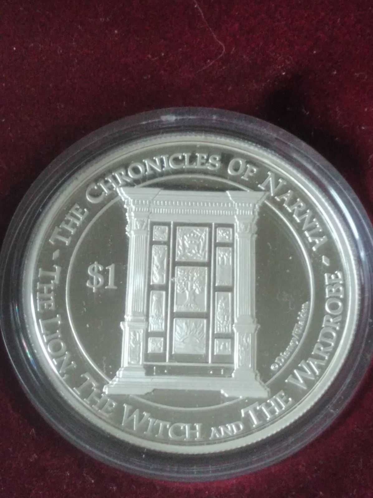 набор из 3х монет Хроники Нарнии: Лев, колдунья и платяной шкаф срібло