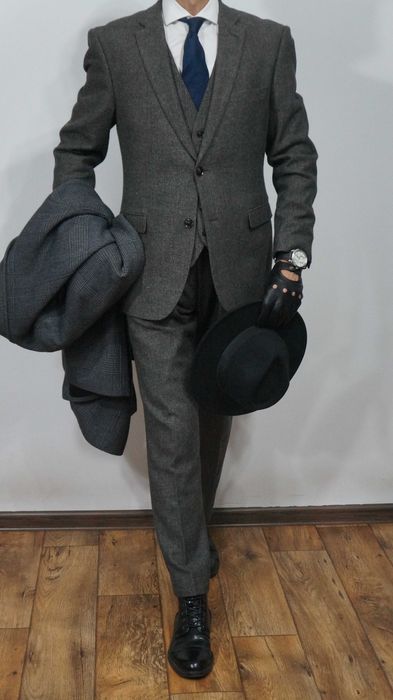 Garnitur Trzyczęściowy Penguin Rozmiar 46 Brązowy/Szarym Jodełka