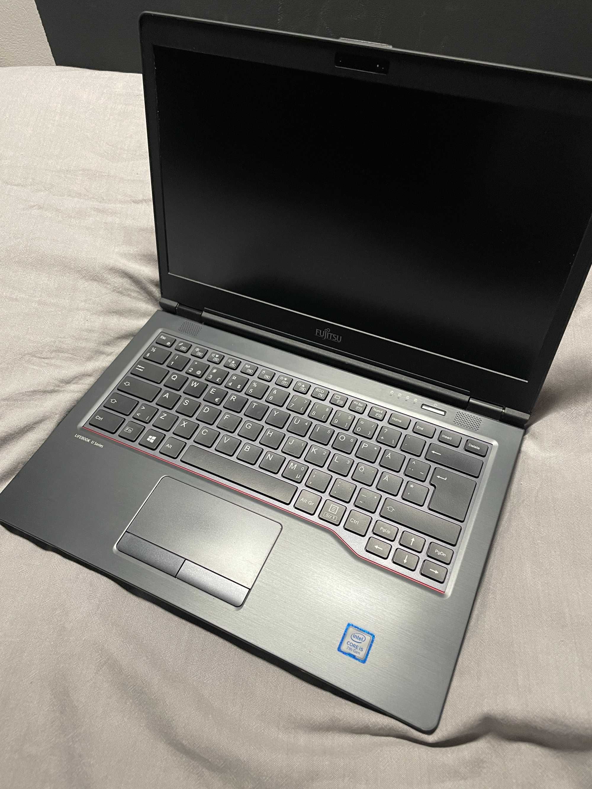 Laptop Fujitsu Lifebook U747 14"