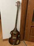 Gitara basowa vintage
