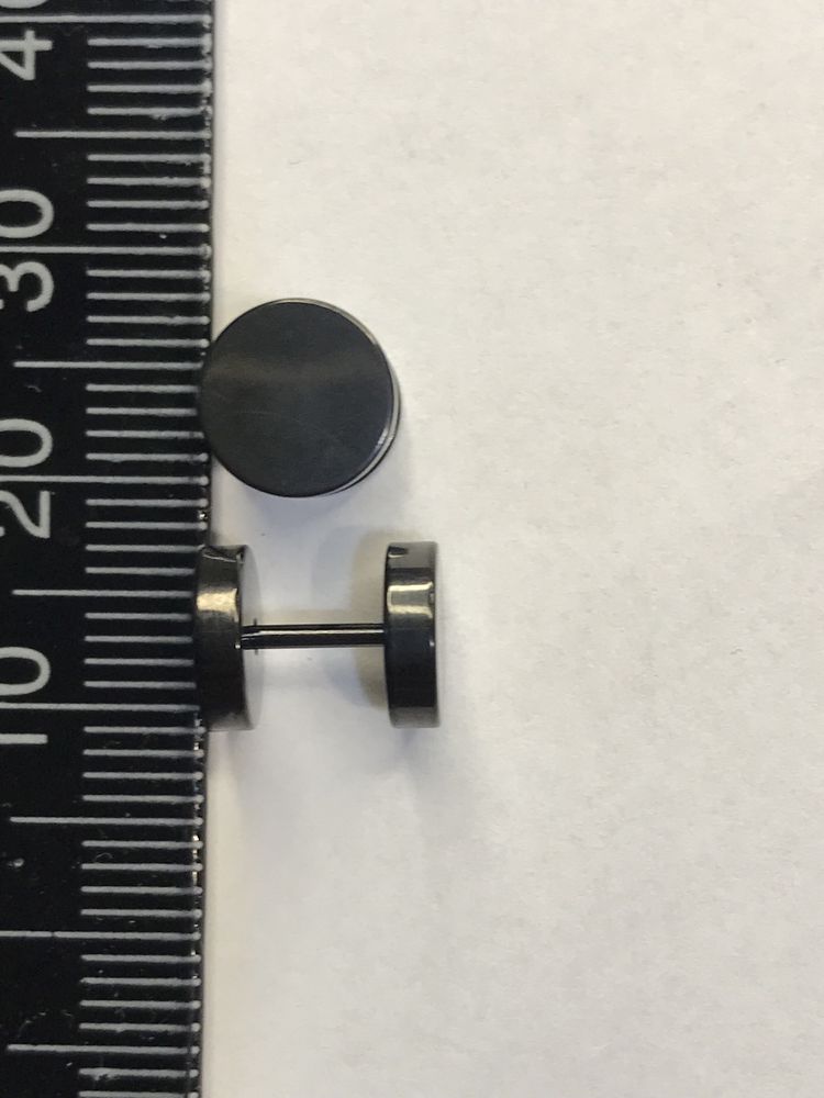 Kolczyki czarne  ze stali nierdzewnej 6x10mm