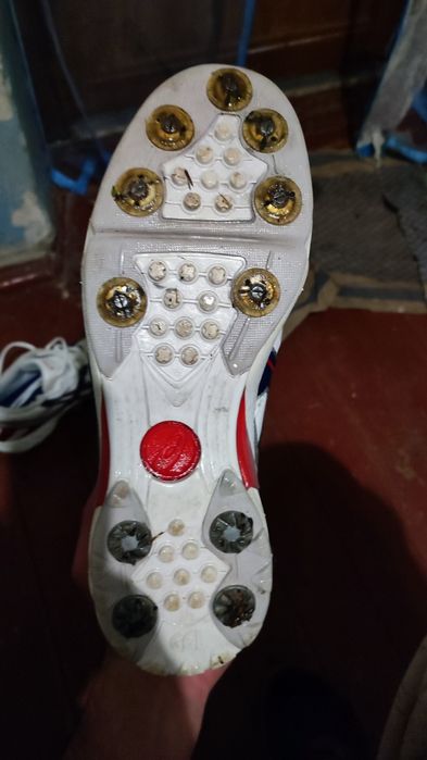 Продам кросовки бу асикс