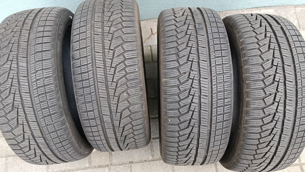Opony zimowe 215/45R16 90H