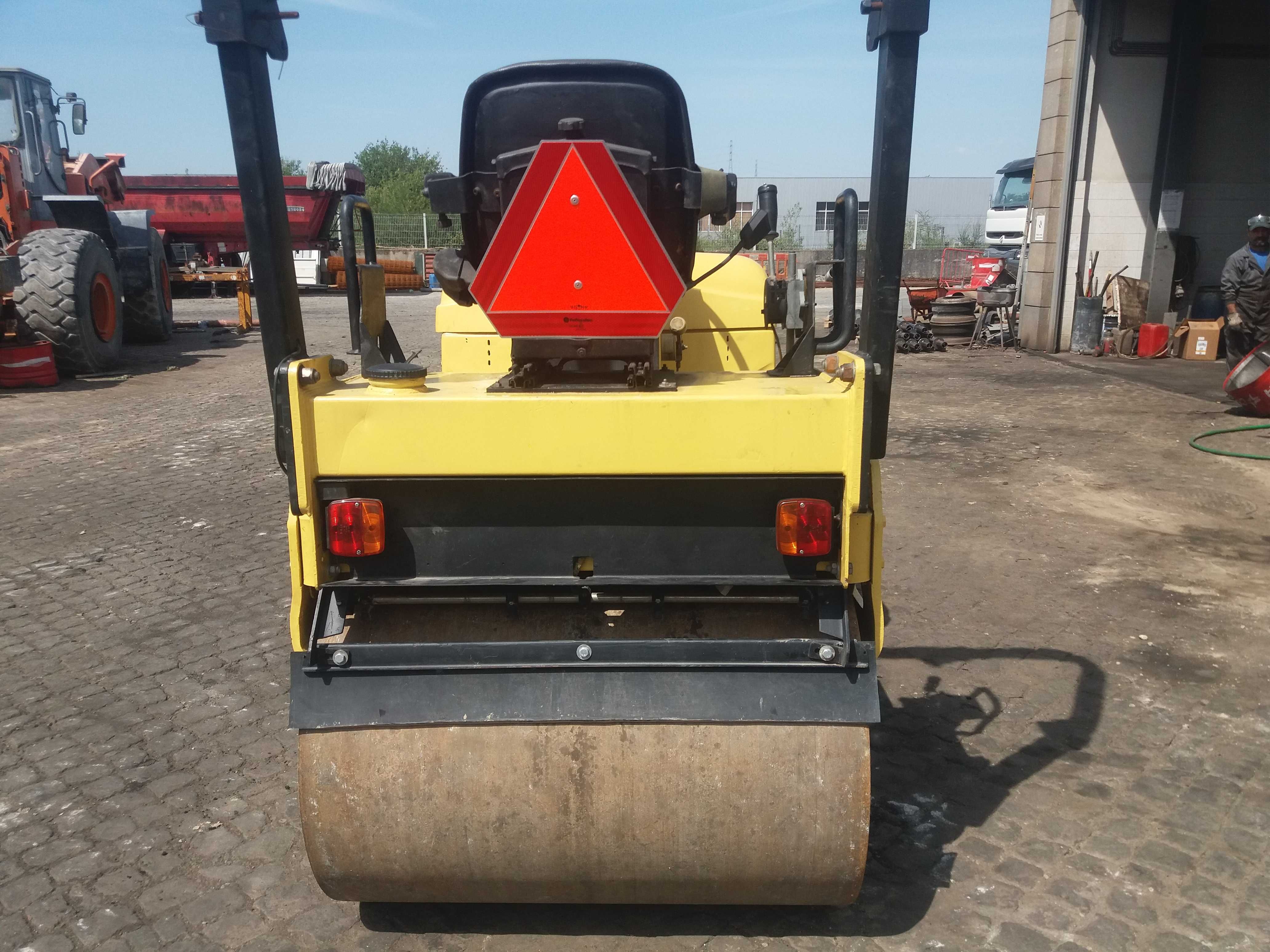 CILINDRO COMPACTADOR WACKER RD 25