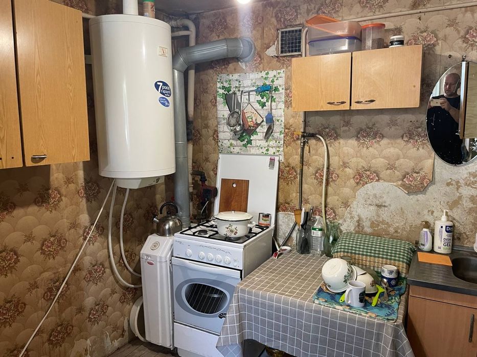 Продам гарний будинок в центрі Підгородного