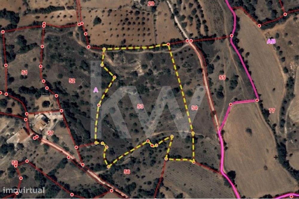 Terreno com cisterna com 15830m2