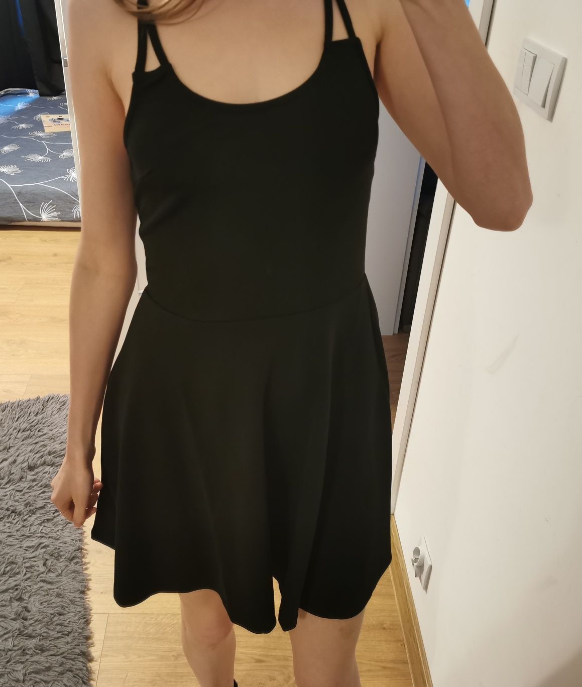 Sukienka cropp rozmiar xs