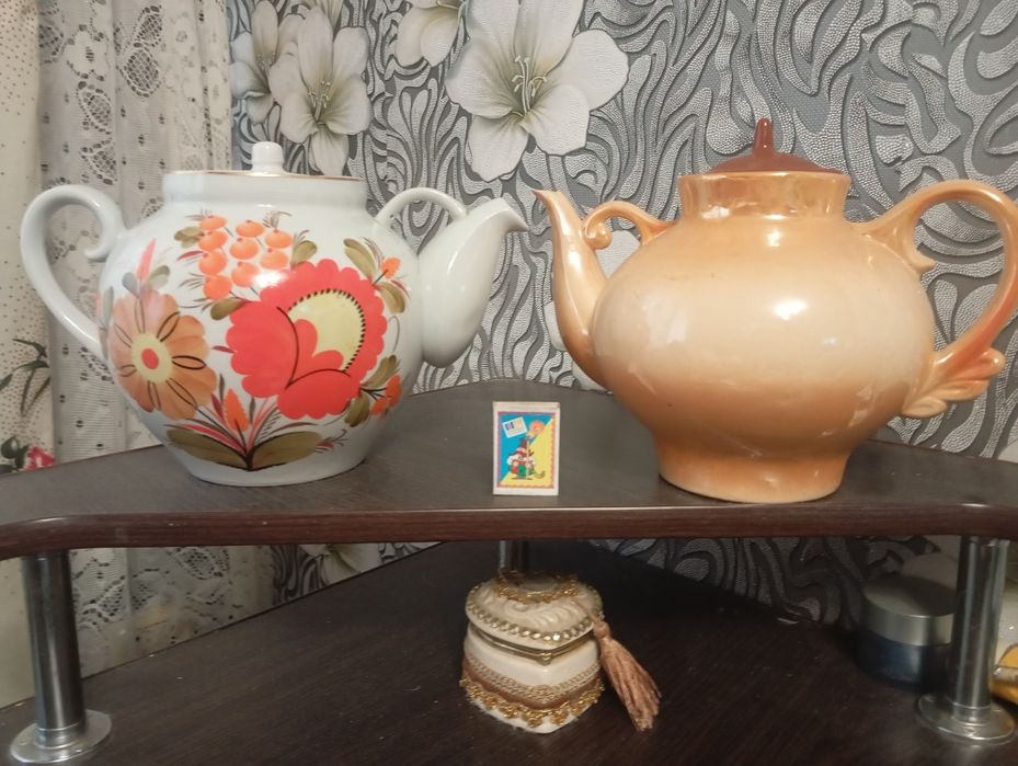 Шикарные заварники  и два набора слонов цена разная