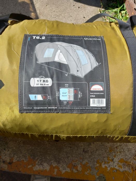 Tenda Quechua em bom estado