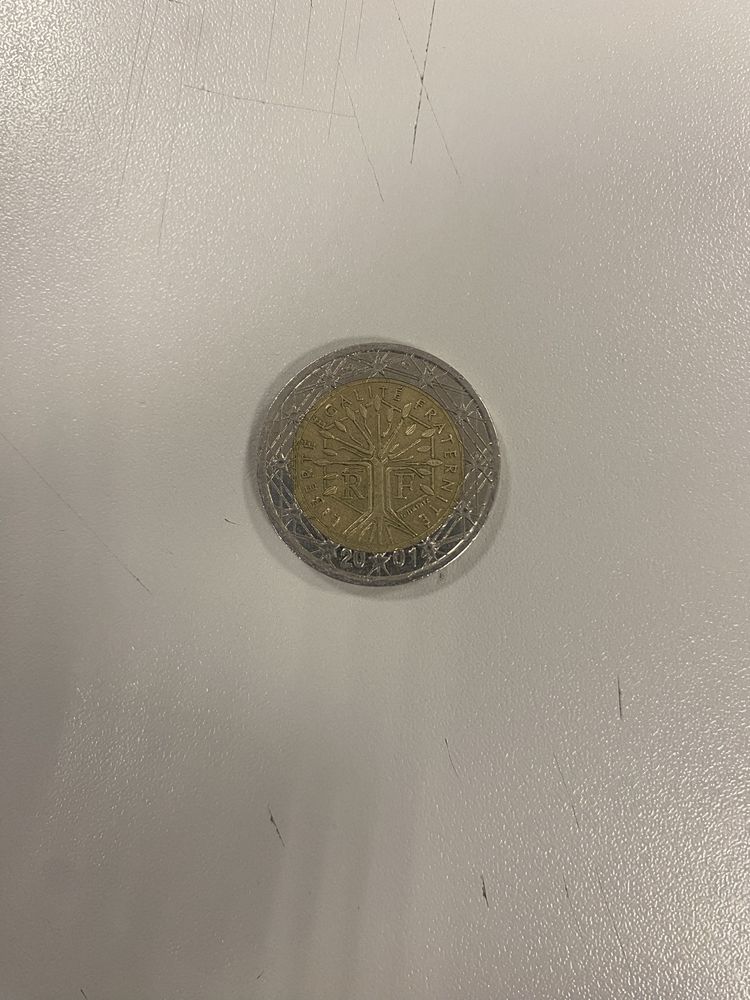 Moedas de 2€ com erro de cunhagem