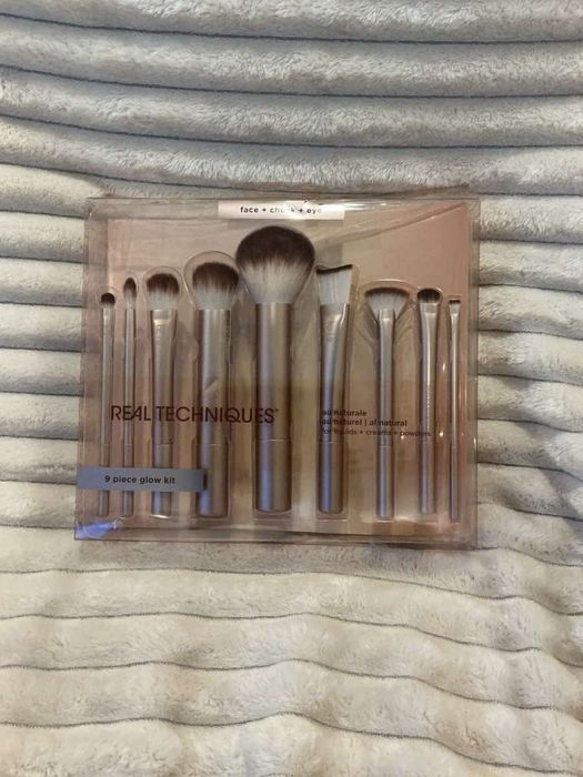 Pędzle real techniques zestaw