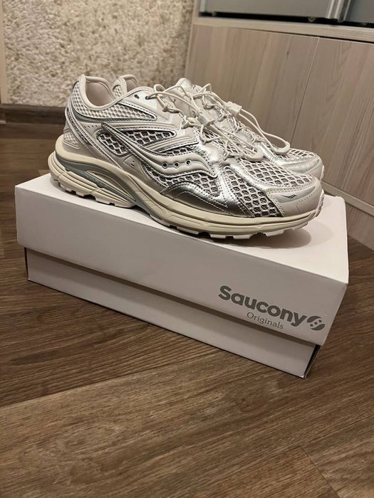 Мужские кроссовки Saucony Kinvara 4 RE (hype, luxury, vintage)
