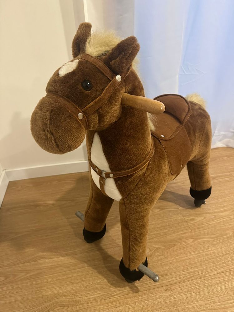 Cavalo de andar c/ som