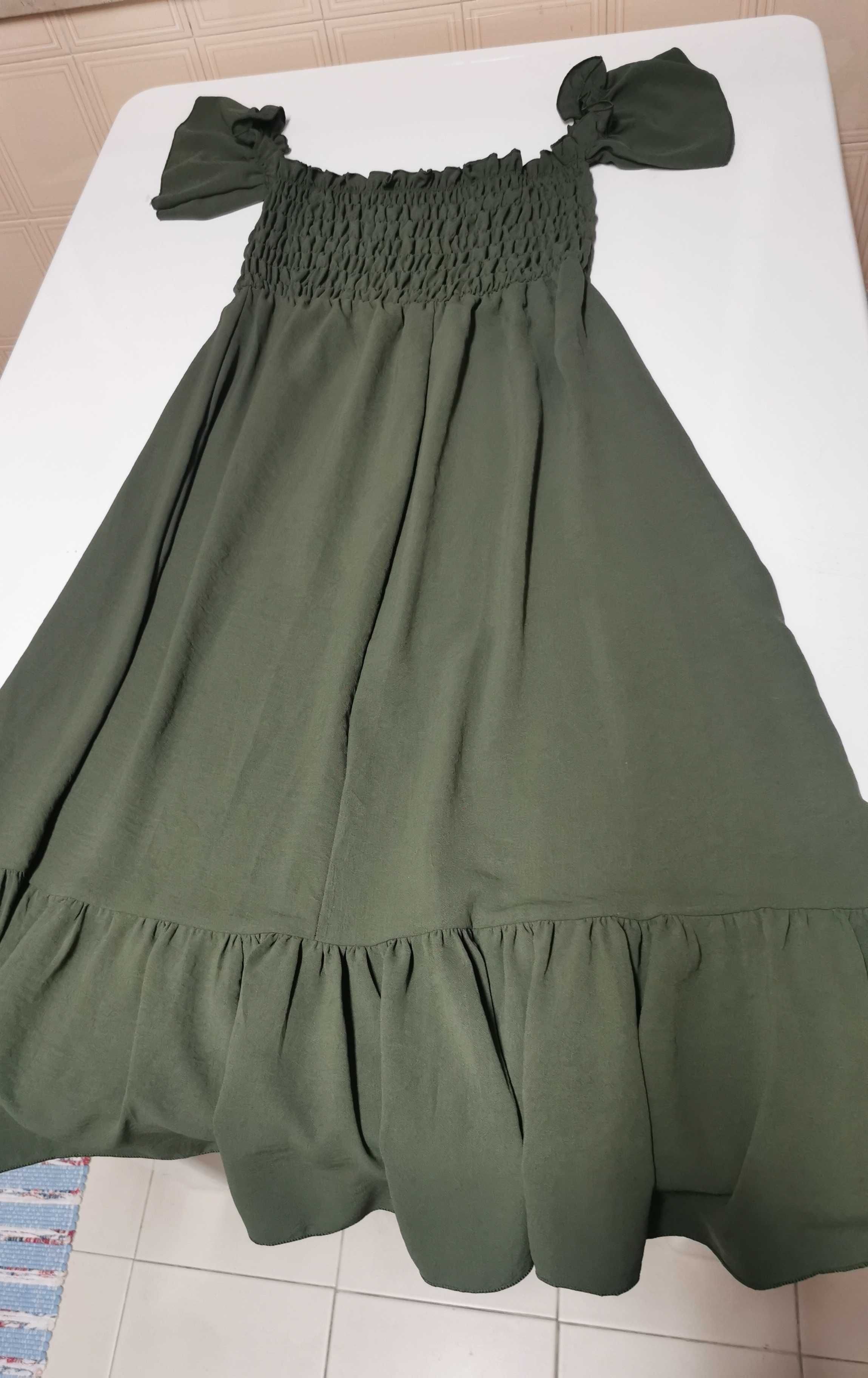 Vestido verde azeitona comprido