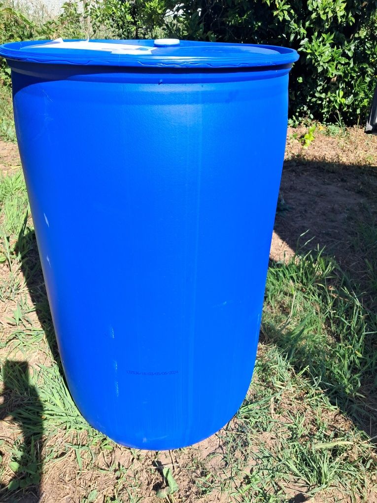 Potes Plástico 200l