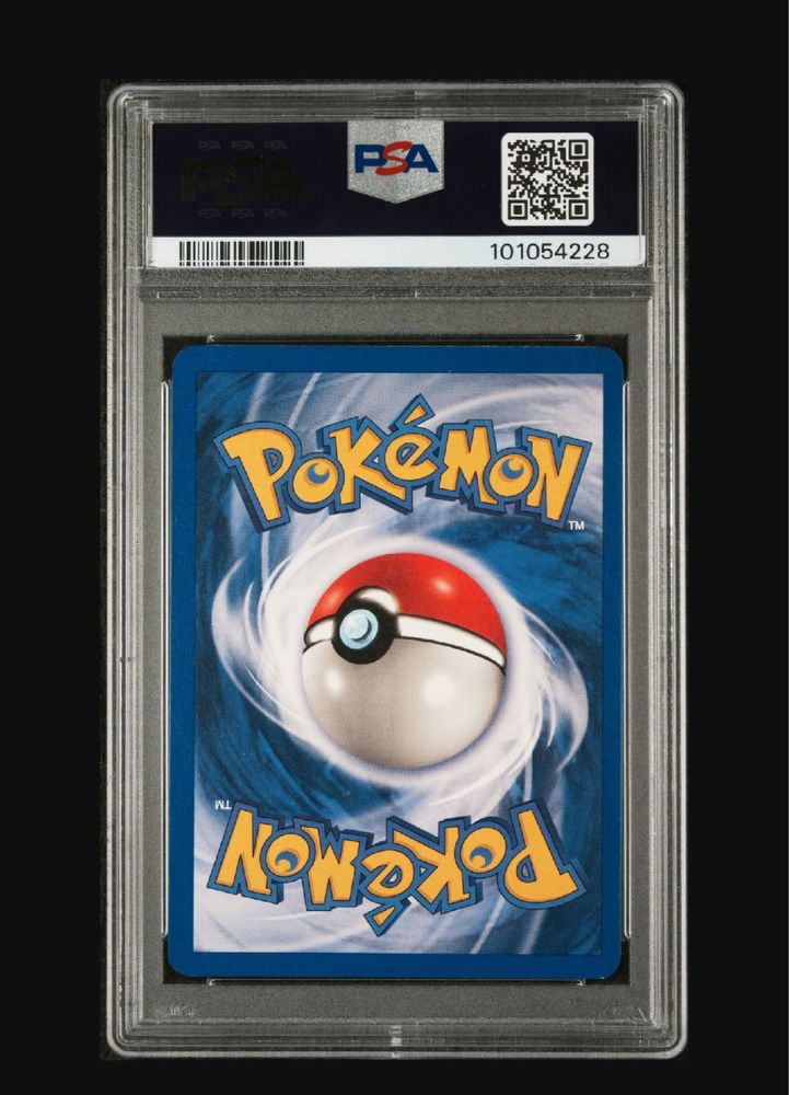Dark Charizard PSA 8 #4