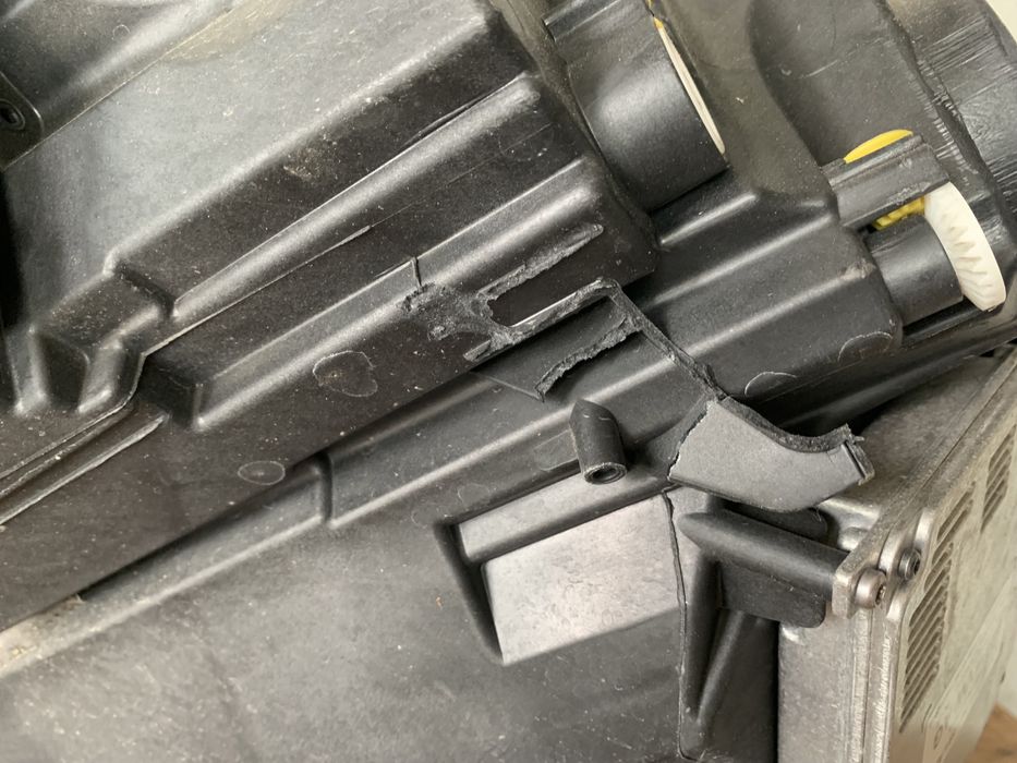 Skoda Karoq lampa prawa przednia prawy przód FULL LED Europa