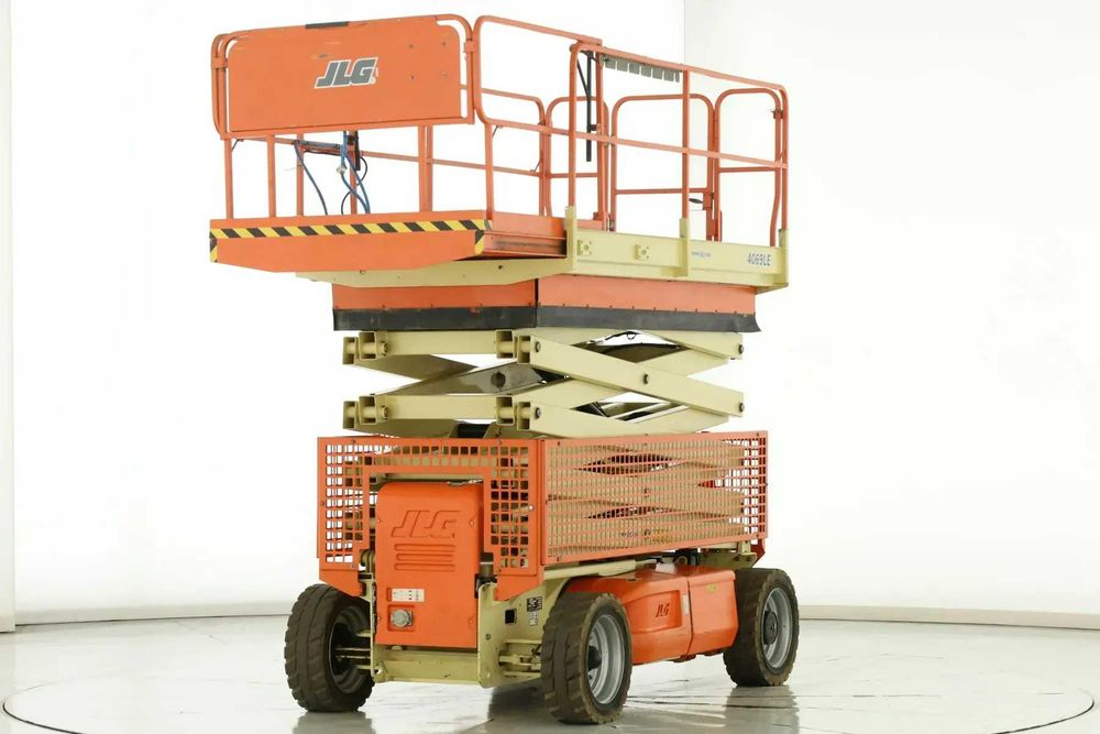 Ножичний підйомник JLG 4069-LE електроплатформа для висотних робіт